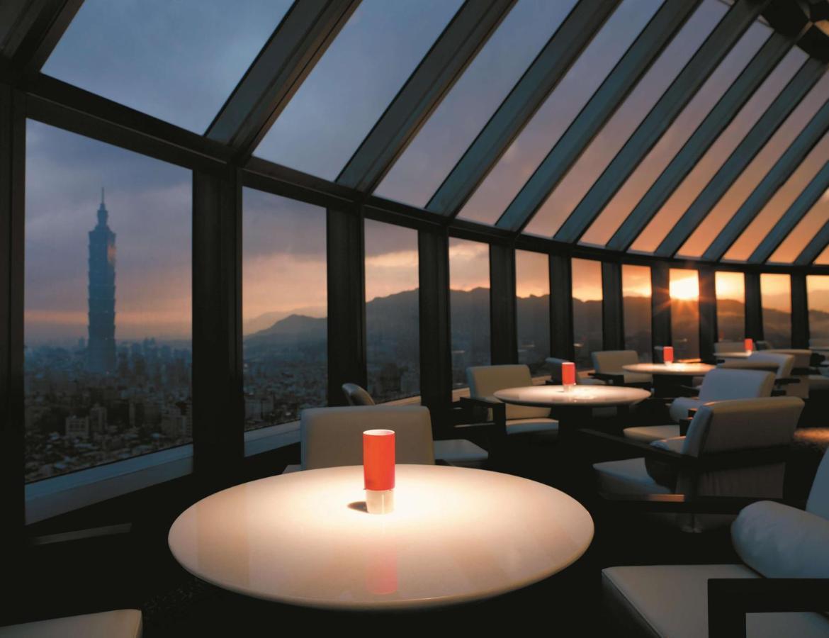 Shangri-La Far Eastern, Taipei Exterior photo View from the 39th floor